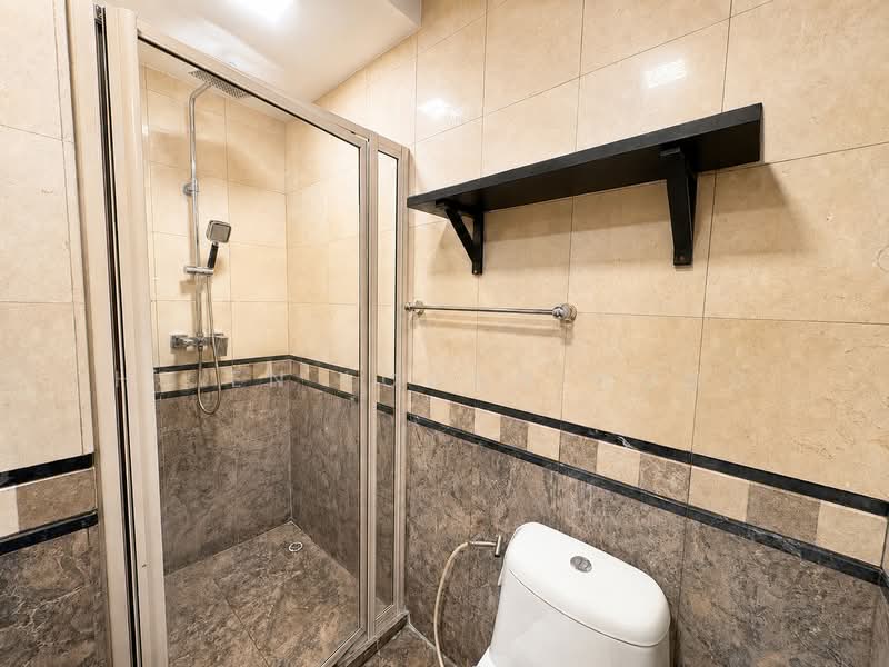 Glendale Park, 25A Hillview Avenue, 2 Bedrooms, 1,206 sqft, Condominium For Rent, by Hsien Loong Wong, 500137111 - Master Bathroom - PropertyGuru.com.sg