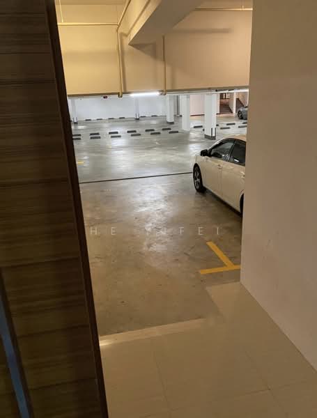 Woodhaven, 97 Woodgrove Avenue, 4 Bedrooms, 3,358 sqft, Condominium For Sale, by He Yifei, 500137117 - Car Park - PropertyGuru.com.sg