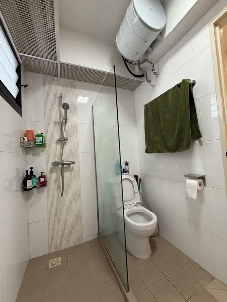 509A Yishun Avenue 4, 509A Yishun Avenue 4, 3 Bedrooms, 1,216 sqft, HDB Flat For Sale, by Mindy Wong, 500137126 - Bathroom - PropertyGuru.com.sg