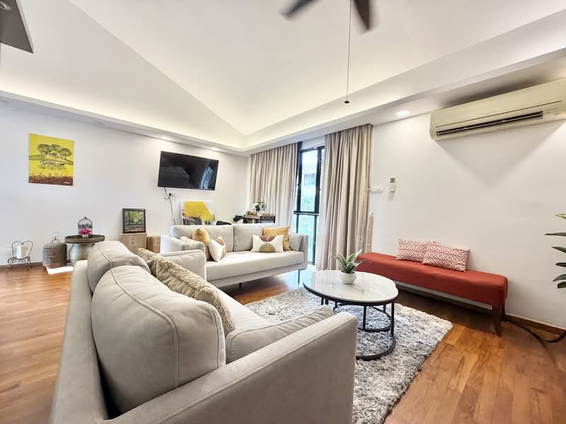 MODERN COSY, MOVE IN CONDITION 2.5STY TERRACE, OFF UPPER THOMSON ROAD, 4 Bedrooms, 3,500 sqft, Corner Terrace For Sale, by Benjamin Poh, 500137149 - Living Room - PropertyGuru.com.sg