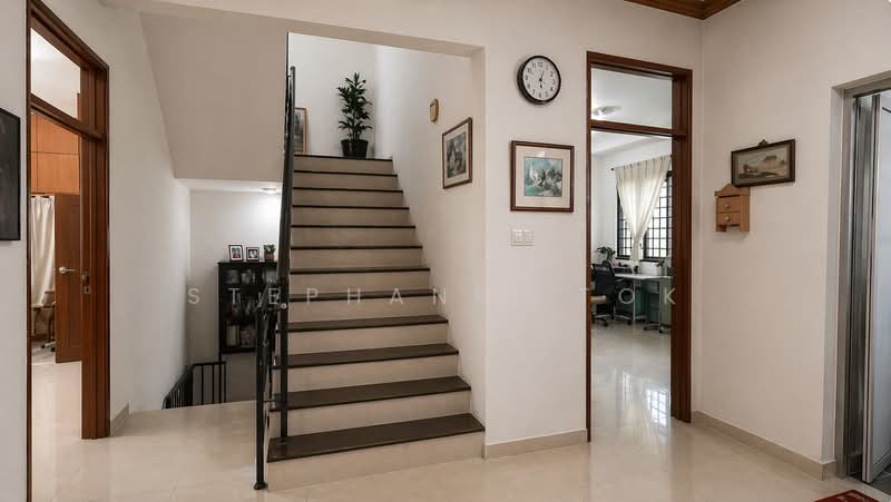 3 Storey Regular Sized Semi D with no West Sun, No West Sun, Wide Frontage, Park 3 cars, Regular, 6 Bedrooms, 4,000 sqft, Semi-Detached House For Sale, by Stephanie Tok, 500137157 - Corridor - PropertyGuru.com.sg