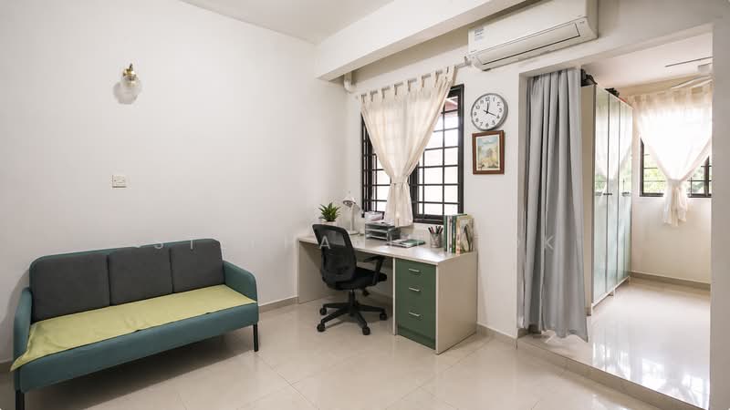 3 Storey Regular Sized Semi D with no West Sun, No West Sun, Wide Frontage, Park 3 cars, Regular, 6 Bedrooms, 4,000 sqft, Semi-Detached House For Sale, by Stephanie Tok, 500137157 - Study - PropertyGuru.com.sg