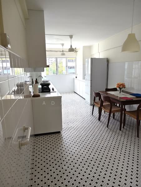 411 Commonwealth Avenue West, 411 Commonwealth Avenue West, 3 Bedrooms, 1,044 sqft, HDB Flat For Sale, by Ada Lee, 500137160 - Kitchen - PropertyGuru.com.sg