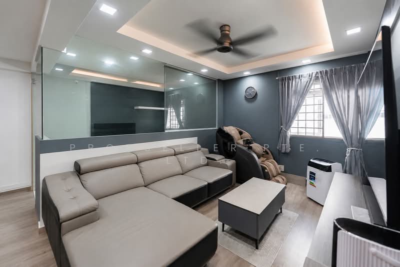310 Yishun Ring Road, 310 Yishun Ring Road, 4 Bedrooms, 1,356 sqft, HDB Flat For Sale, by Wes Teo, 500137168 - Living Room - PropertyGuru.com.sg