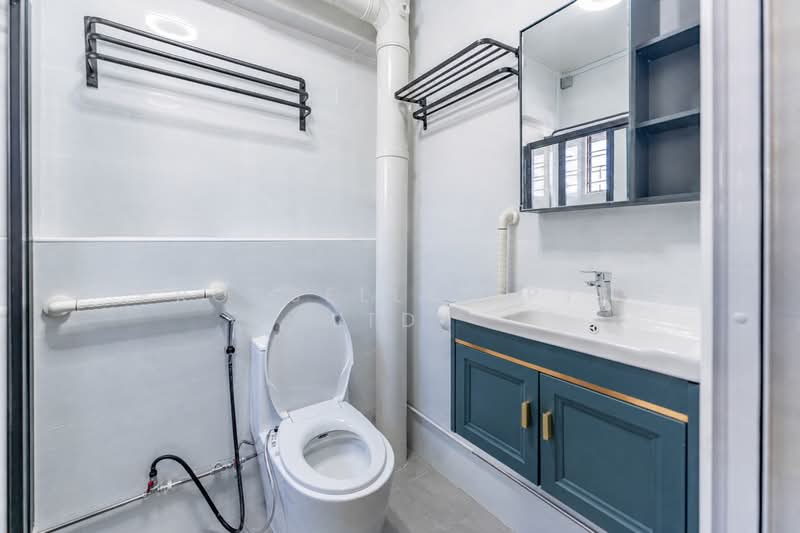 310 Yishun Ring Road, 310 Yishun Ring Road, 4 Bedrooms, 1,356 sqft, HDB Flat For Sale, by Wes Teo, 500137168 - Bathroom - PropertyGuru.com.sg