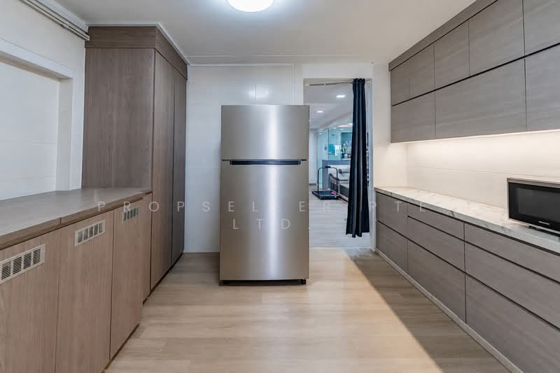 310 Yishun Ring Road, 310 Yishun Ring Road, 4 Bedrooms, 1,356 sqft, HDB Flat For Sale, by Wes Teo, 500137168 - Kitchen - PropertyGuru.com.sg