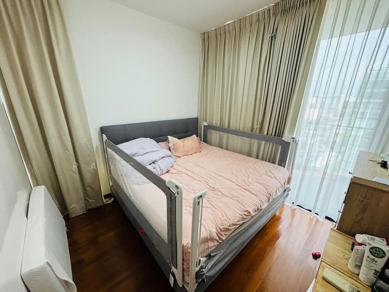 Sant Ritz, 1 Pheng Geck Avenue, 3 Bedrooms, 1,055 sqft, Condominium For Sale, by Raycher MF Lim, 500137201 - Bedroom - PropertyGuru.com.sg