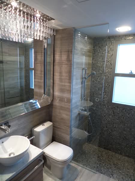 Thomson Grand, 17 Sin Ming Walk, 4 Bedrooms, 5,317 sqft, Cluster House For Sale, by Steve Yeo, 500137207 - Bathroom - PropertyGuru.com.sg