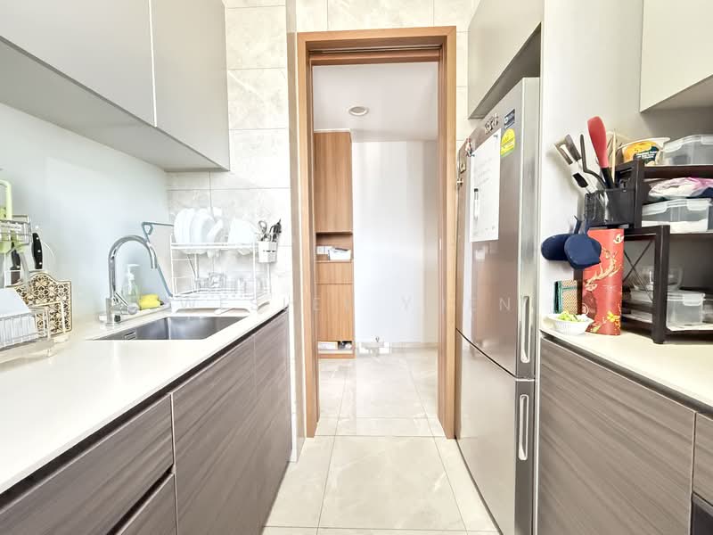 Stirling Residences, 25 Stirling Road, 2 Bedrooms, 764 sqft, Condominium For Rent, by Wesley Yuen, 500137213 - Kitchen - PropertyGuru.com.sg