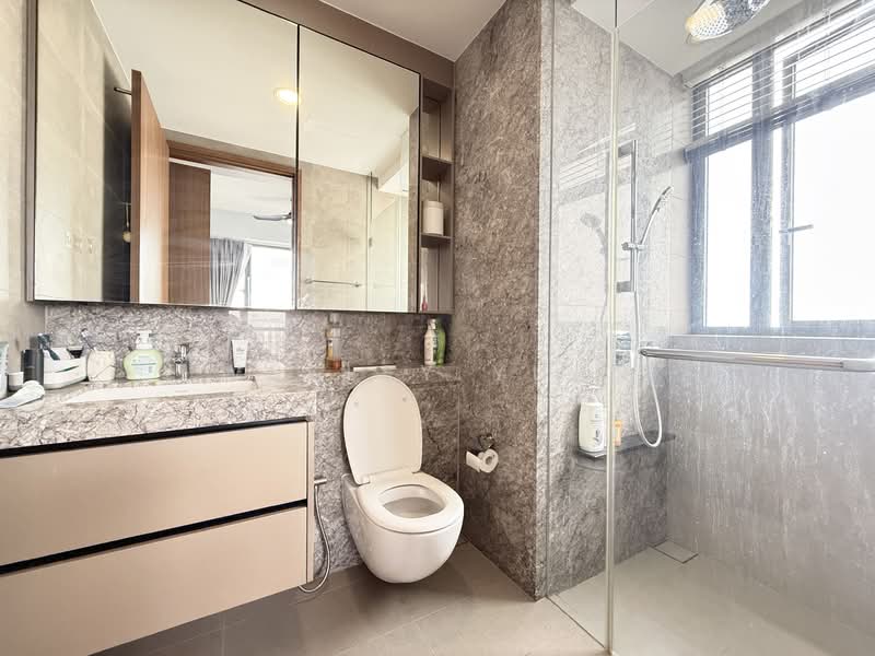 Stirling Residences, 25 Stirling Road, 2 Bedrooms, 764 sqft, Condominium For Rent, by Wesley Yuen, 500137213 - Bathroom - PropertyGuru.com.sg