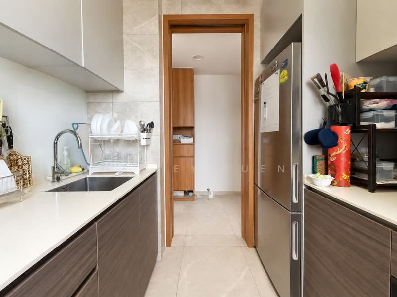 Stirling Residences, 25 Stirling Road, 2 Bedrooms, 764 sqft, Condominium For Rent, by Wesley Yuen, 500137213 - Kitchen - PropertyGuru.com.sg