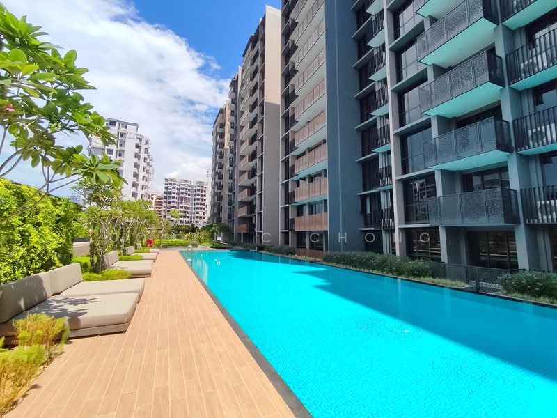 Sceneca Residence, Tanah Merah Kechil Link, 1 Bedroom, 463 sqft, Condominium For Rent, by Dominic Chong, 500137228 - pool deck - PropertyGuru.com.sg
