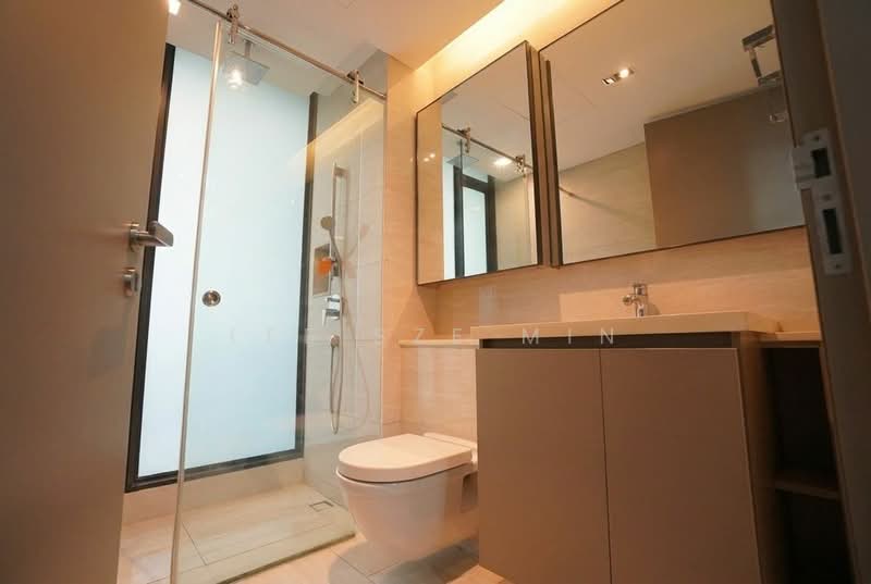 The Venue Residences and Shoppes, 4   Tai Thong Crescent, 2 Bedrooms, 1,119 sqft, Condominium For Sale, by Lee Sze Min, 500137243 - Bathroom - PropertyGuru.com.sg