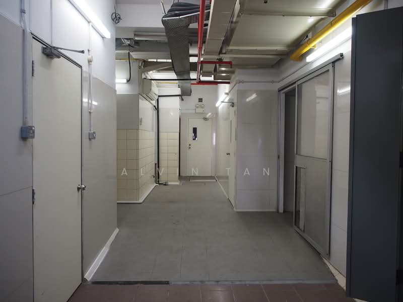 Eunos Technolink, 13 Kaki Bukit Road 1, 6,491 sqft, Light Industrial (B1) For Rent, by Alvin Tan, 500137247 - Corridor - CommercialGuru.com.sg