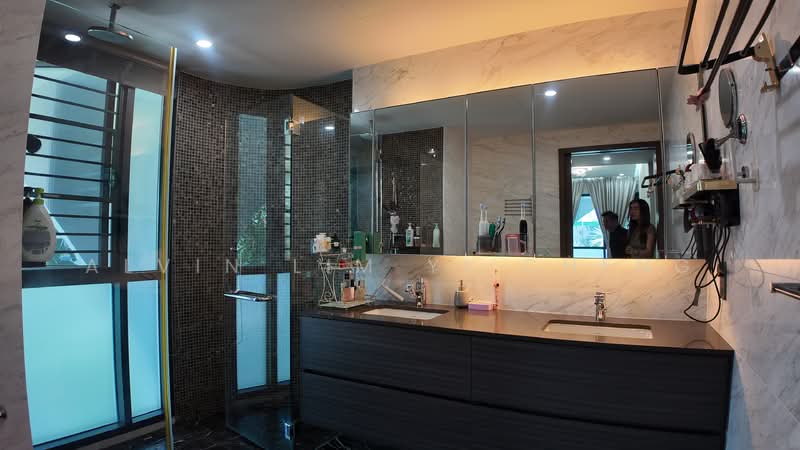 Amber Skye, 8 Amber Road, 6 Bedrooms, 5,059 sqft, Apartment For Sale, by Alvin Lim Yi Cheng, 500137251 - Bathroom - PropertyGuru.com.sg