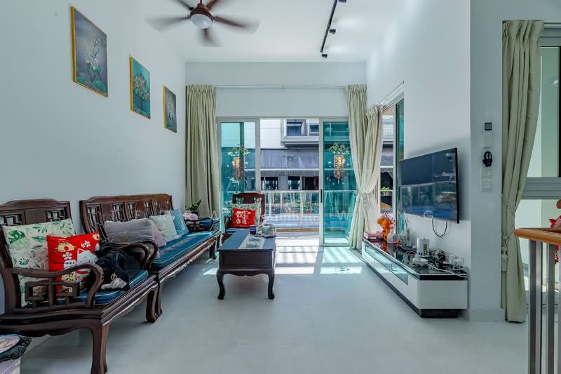 NEWest, 3 West Coast Drive, 4 Bedrooms, 2,518 sqft, Cluster House For Sale, by Terrance Wong, 500137256 - Living Room - PropertyGuru.com.sg