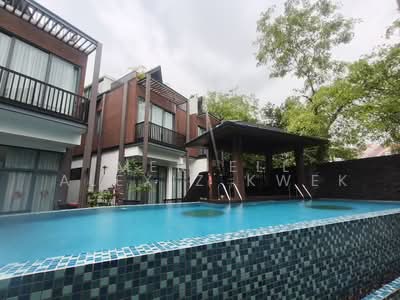 For Rent - Designer Semi-Ds with lift & pool for your selection
