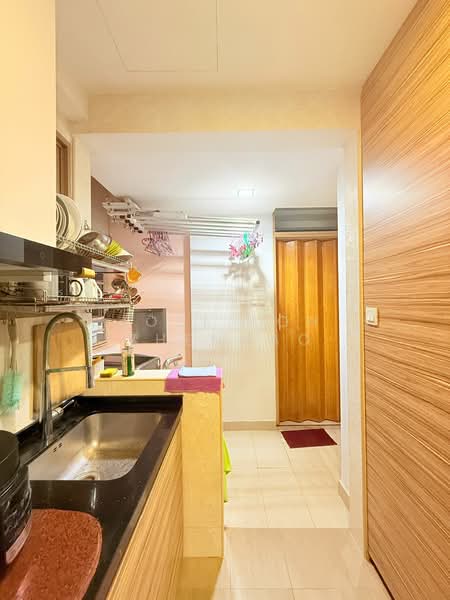 Sunville, 22 Saint Michael's Road, 3 Bedrooms, 1,152 sqft, Apartment For Sale, by Jose Loh Zhenhao, 500137287 - Kitchen - PropertyGuru.com.sg