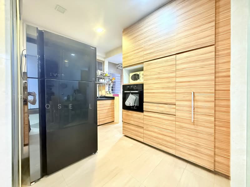 Sunville, 22 Saint Michael's Road, 3 Bedrooms, 1,152 sqft, Apartment For Sale, by Jose Loh Zhenhao, 500137287 - Kitchen - PropertyGuru.com.sg