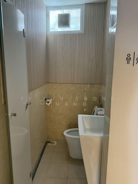 43A & 42 Ground Shop Amoy Street, Tanjong Pagar MRT, Raffles Place Shop House, 43A Amoy Street, Chinatown / Tanjong Pagar, 1,000 sqft, Office For Rent, by Yi Yun Shone Zhang, 500137307 - Bathroom - CommercialGuru.com.sg