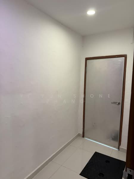 43A & 42 Ground Shop Amoy Street, Tanjong Pagar MRT, Raffles Place Shop House, 43A Amoy Street, Chinatown / Tanjong Pagar, 1,000 sqft, Office For Rent, by Yi Yun Shone Zhang, 500137307 - Entrance - CommercialGuru.com.sg