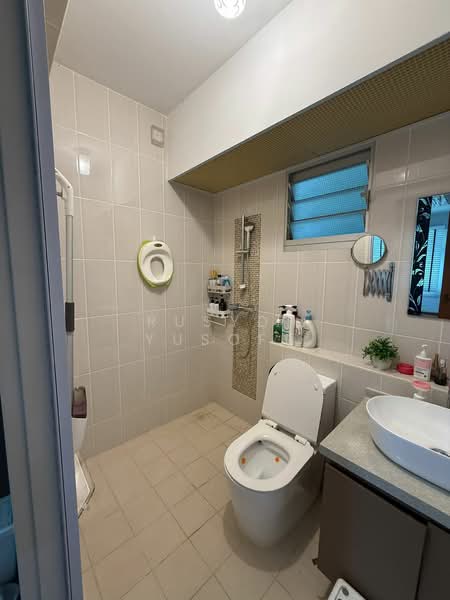 782D Woodlands Crescent, 782D Woodlands Crescent, 3 Bedrooms, 990 sqft, HDB Flat For Sale, by Rusydi Yusoff, 500137310 - Bathroom - PropertyGuru.com.sg
