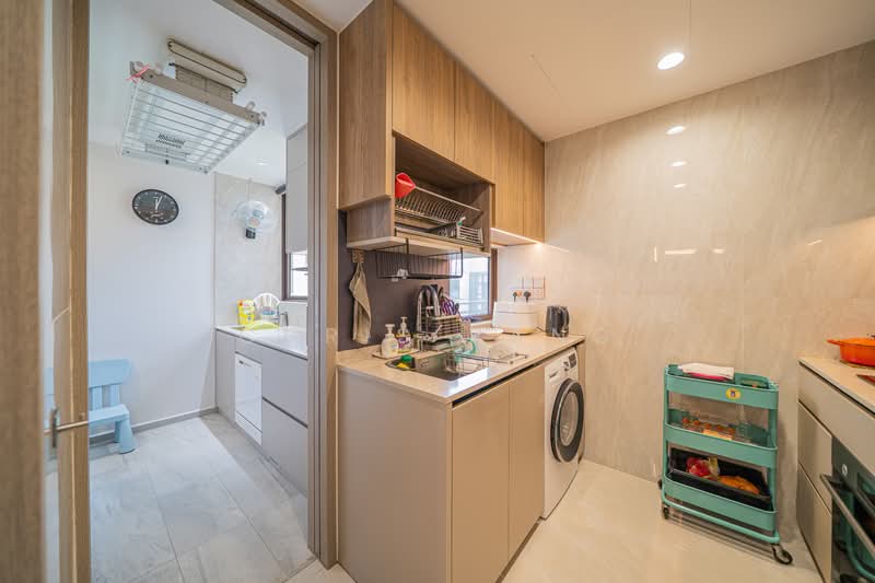 Dairy Farm Residences, 12 Dairy Farm Lane, 3 Bedrooms, 1,012 sqft, Condominium For Sale, by Chris Pang, 500137316 - Kitchen - PropertyGuru.com.sg