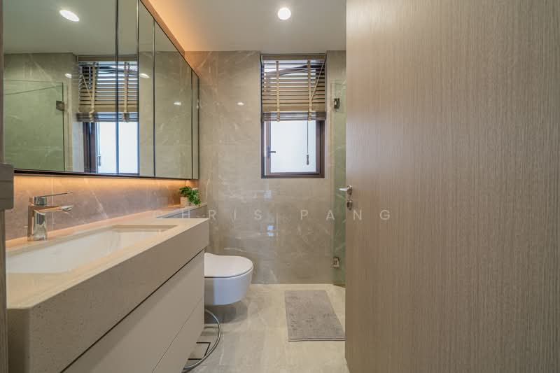 Dairy Farm Residences, 12 Dairy Farm Lane, 3 Bedrooms, 1,012 sqft, Condominium For Sale, by Chris Pang, 500137316 - Bathroom - PropertyGuru.com.sg
