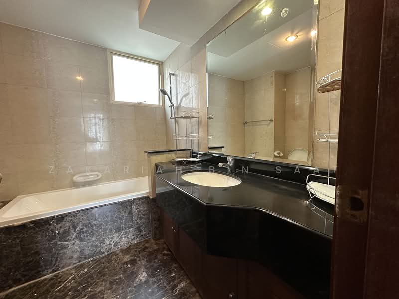 Yishun Emerald, 28 Canberra Drive, 4 Bedrooms, 1,356 sqft, Condominium For Sale, by Zakariah Bin Saat, 500137344 - Master bedroom ensuite Bathroom/Toilet - PropertyGuru.com.sg