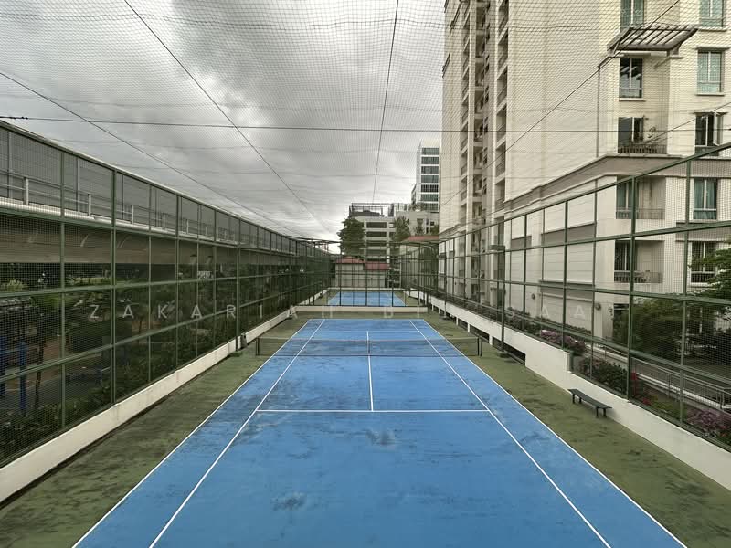Yishun Emerald, 28 Canberra Drive, 4 Bedrooms, 1,356 sqft, Condominium For Sale, by Zakariah Bin Saat, 500137344 - 2 Tennis courts - PropertyGuru.com.sg