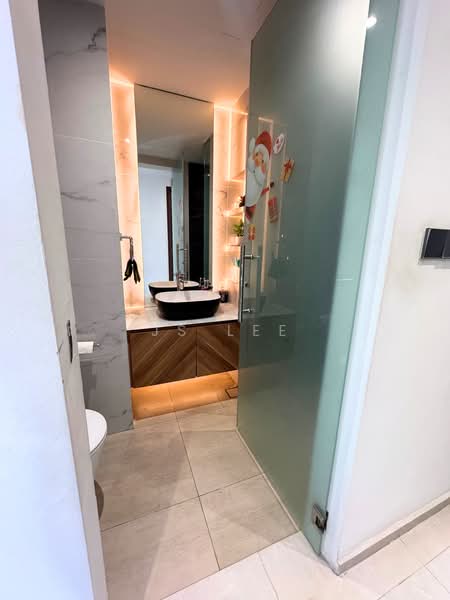 One Fort, 1 Fort Road, 3 Bedrooms, 1,206 sqft, Condominium For Sale, by JS Lee, 500137346 - Bathroom - PropertyGuru.com.sg