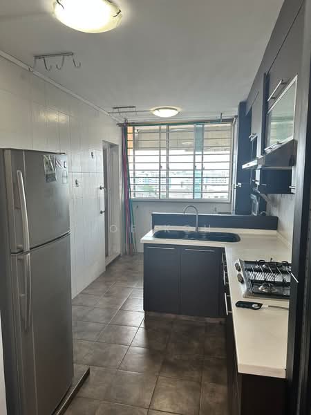 140 Bedok Reservoir Road, 140 Bedok Reservoir Road, 3 Bedrooms, 990 sqft, HDB Flat For Rent, by Joe Koh, 500137356 - Kitchen - PropertyGuru.com.sg