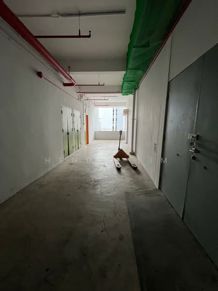 Perfect One, 1 Genting Link, 2,885 sqft, Light Industrial (B1) For Rent, by Hendry Lim, 500137358 - Corridor - CommercialGuru.com.sg
