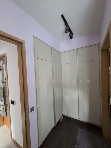 Blossom Residences, 30 Segar Road, 4 Bedrooms, 1,249 sqft, Executive Condominium For Sale, by Clayton Ong, 500137365 - Master cabinet - PropertyGuru.com.sg