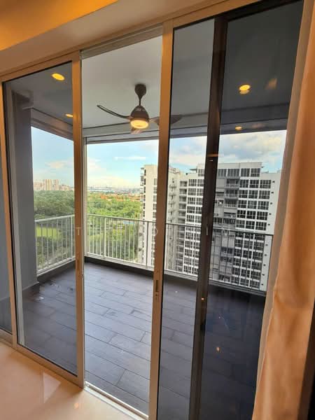 Lake Life, 4 Tao Ching Road, 3 Bedrooms, 1,119 sqft, Executive Condominium For Rent, by Tobio Sim, 500137379 - Balcony - PropertyGuru.com.sg