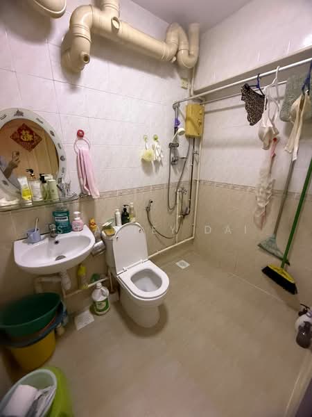 980C Buangkok Crescent, 980C Buangkok Crescent, 3 Bedrooms, 915 sqft, HDB Flat For Sale, by Stanley Dai, 500137380 - Bathroom - PropertyGuru.com.sg