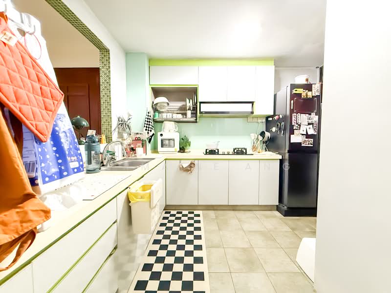 Woodgrove Condo, 12 Woodgrove Drive, 3 Bedrooms, 1,185 sqft, Condominium For Rent, by Jermaine Ang, 500137395 - Kitchen - PropertyGuru.com.sg