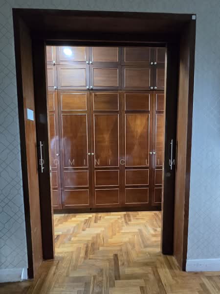 The Bayshore, 22 Bayshore Road, 3 Bedrooms, 1,259 sqft, Condominium For Sale, by Dominic Lim, 500137403 - Walk-in wardrobe - PropertyGuru.com.sg
