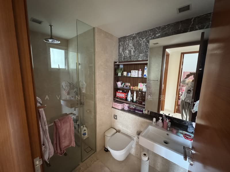 Saint Thomas Suites, 31 St. Thomas Walk, 4 Bedrooms, 2,013 sqft, Condominium For Rent, by Avin Tech 张荣恺, 500137411 - Bathroom - PropertyGuru.com.sg