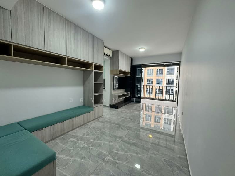The Brownstone, 156 Canberra Drive, 3 Bedrooms, 958 sqft, Executive Condominium For Rent, by Bryan Tan, 500137412 - Living Room - PropertyGuru.com.sg