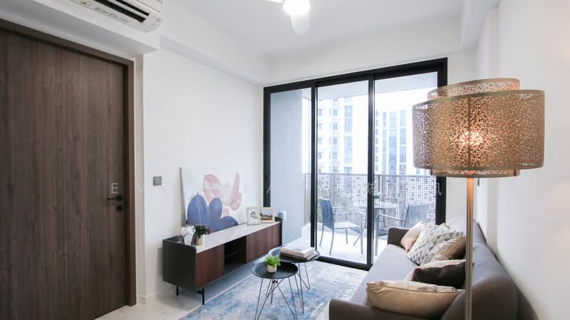 Sceneca Residence, Tanah Merah Kechil Link, 3 Bedrooms, 904 sqft, Condominium For Sale, by Evon Tan 陈玉凤, 500137419 - Living Room - PropertyGuru.com.sg