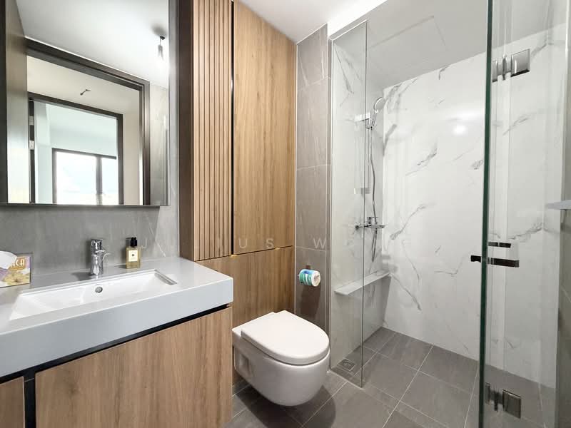 AMO Residence, 21 Ang Mo Kio Rise, 2 Bedrooms, 743 sqft, Condominium For Sale, by Julius Wong, 500137426 - Bathroom - PropertyGuru.com.sg