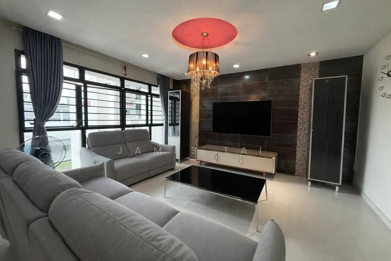 656B Jurong West Street 61, 656B Jurong West Street 61, 4 Bedrooms, 1,432 sqft, HDB Flat For Sale, by James Tai, 500137431 - Living Room - PropertyGuru.com.sg