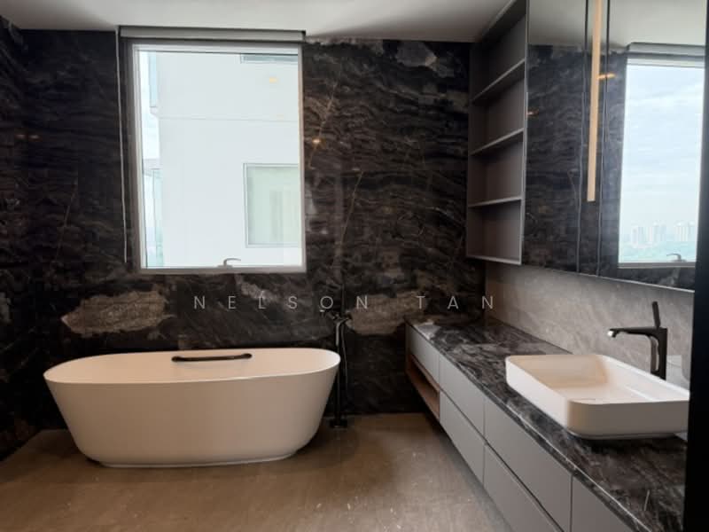 Boulevard 88, 86 Orchard Boulevard, 3 Bedrooms, 1,776 sqft, Condominium For Rent, by Nelson Tan, 500137436 - Bathroom - PropertyGuru.com.sg