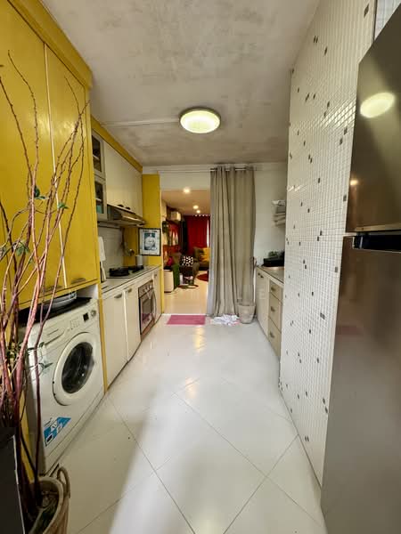 6 Ghim Moh Road, 6 Ghim Moh Road, 2 Bedrooms, 818 sqft, HDB Flat For Rent, by Norvin Leow, 500137438 - Kitchen - PropertyGuru.com.sg