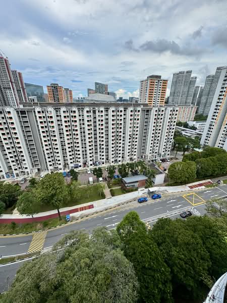 6 Ghim Moh Road, 6 Ghim Moh Road, 2 Bedrooms, 818 sqft, HDB Flat For Rent, by Norvin Leow, 500137438 - Exterior - PropertyGuru.com.sg