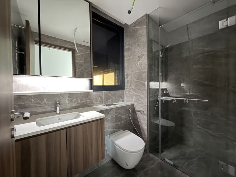 Lentor Modern, Lentor Central, 4 Bedrooms, 990 sqft, Condominium For Rent, by Nancy Zhang Yani, 500137440 - Bathroom - PropertyGuru.com.sg
