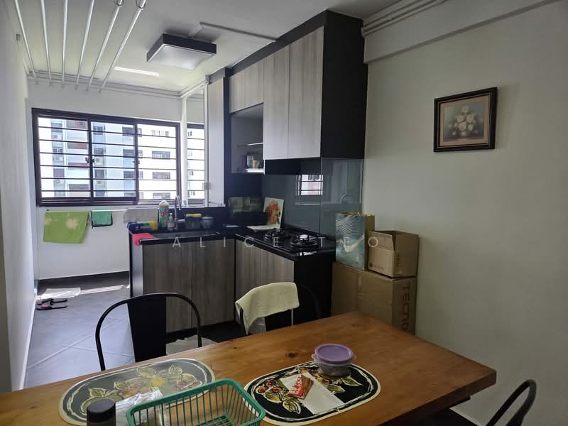709 Bedok Reservoir Road, 709 Bedok Reservoir Road, Room Rental, 100 sqft, HDB Flat For Rent, by Alice Teo, 500137443 - Kitchen - PropertyGuru.com.sg