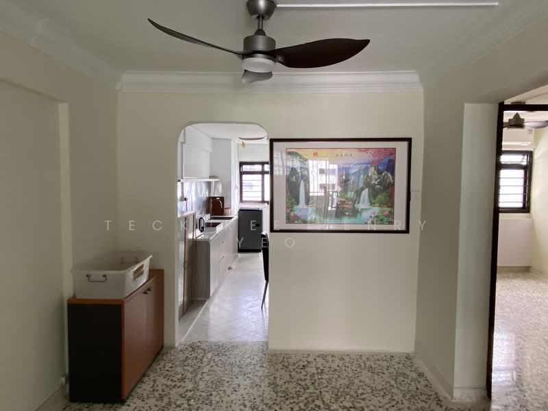 306 Clementi Avenue 4, 306 Clementi Avenue 4, Buona Vista / West Coast / Clementi New Town, 2 Bedrooms, 721 sqft, HDB Flat For Rent, by Teck Kee Henry Yeo, 500137450 - Living room - PropertyGuru.com.sg