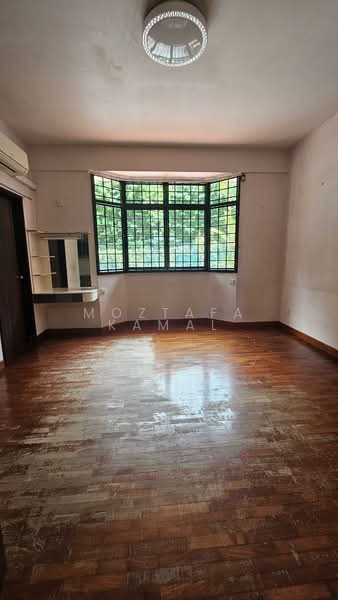 Pasir Panjang Dr, Pasir Panjang Dr, 4 Bedrooms, 2,000 sqft, Terraced House For Rent, by Moztafa Kamal, 500137458 - Living Room - PropertyGuru.com.sg